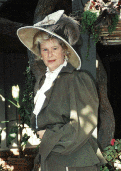 Cynthia Thomson - close up